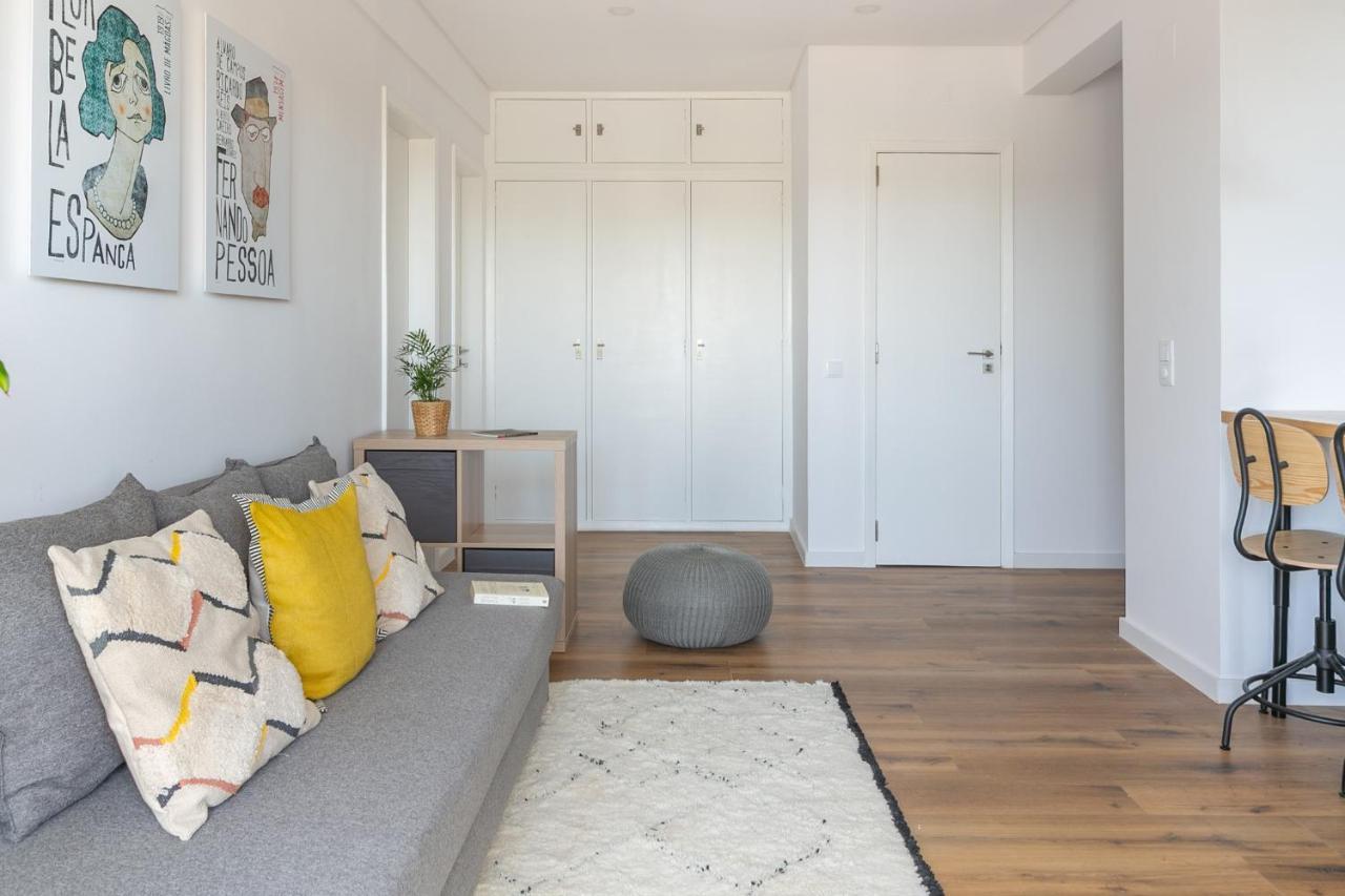 Spacious Apt Campo D'Ourique With Ac Lisbon Exterior photo