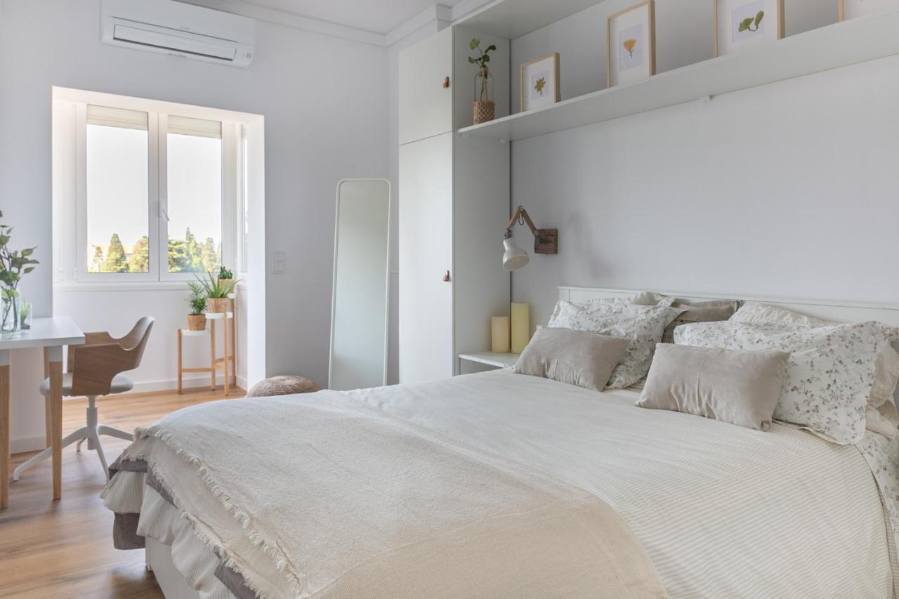 Spacious Apt Campo D'Ourique With Ac Lisbon Exterior photo