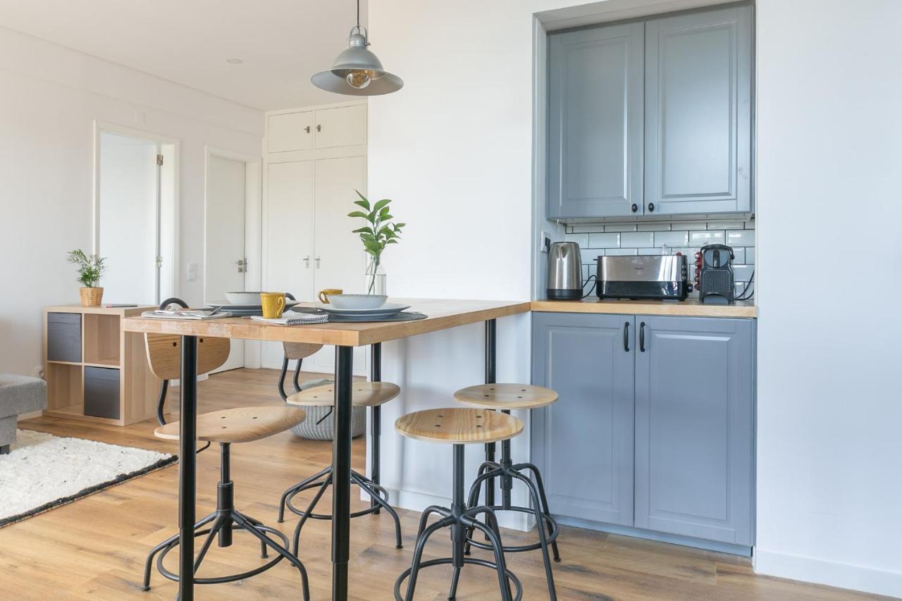 Spacious Apt Campo D'Ourique With Ac Lisbon Exterior photo