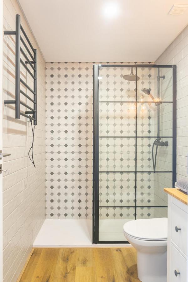 Spacious Apt Campo D'Ourique With Ac Lisbon Exterior photo